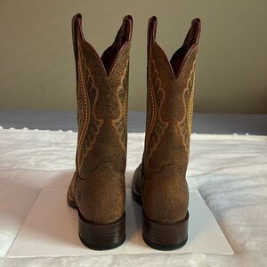 Ariat boots worn twice